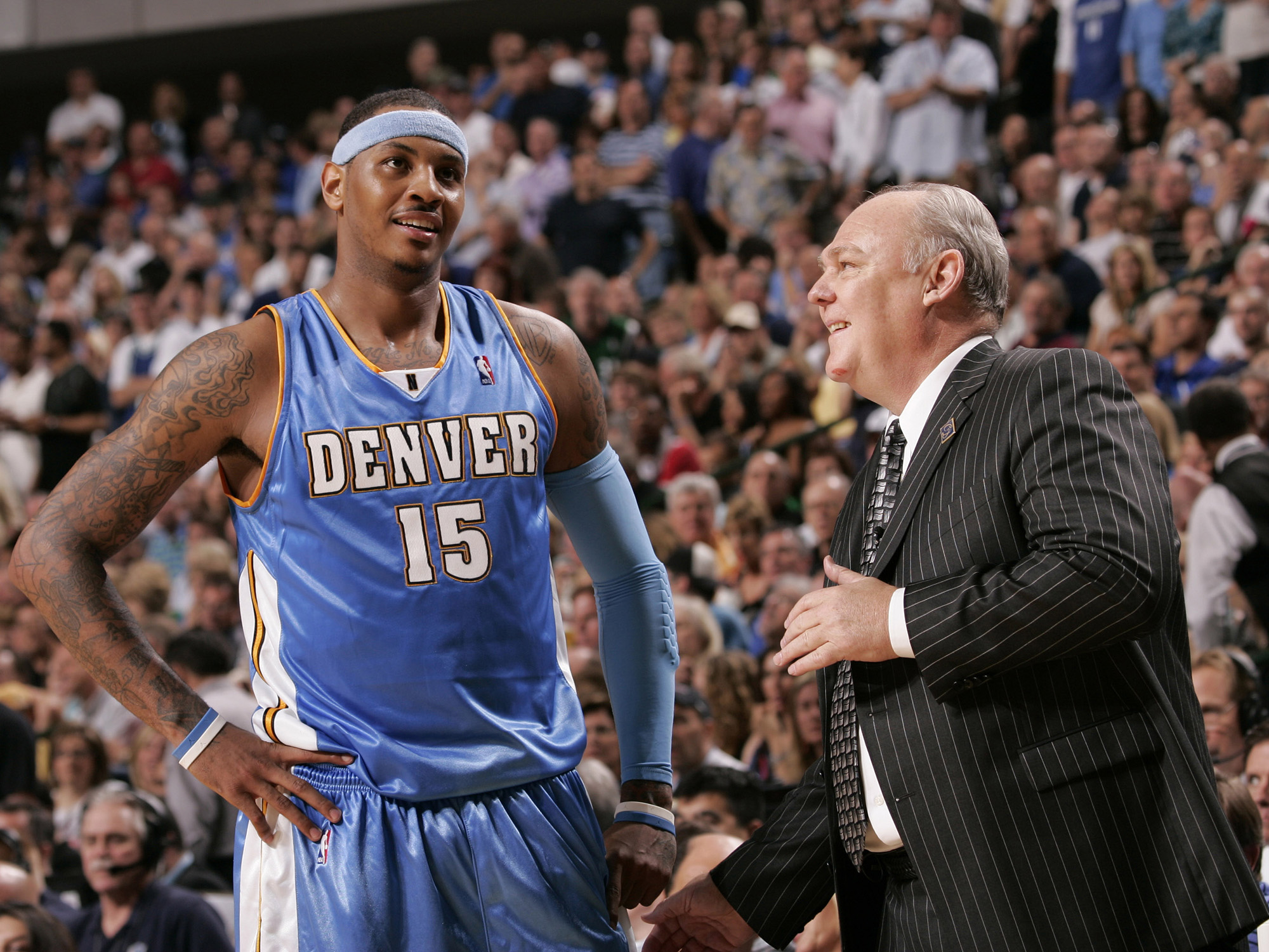 也是对全体 也是对全体