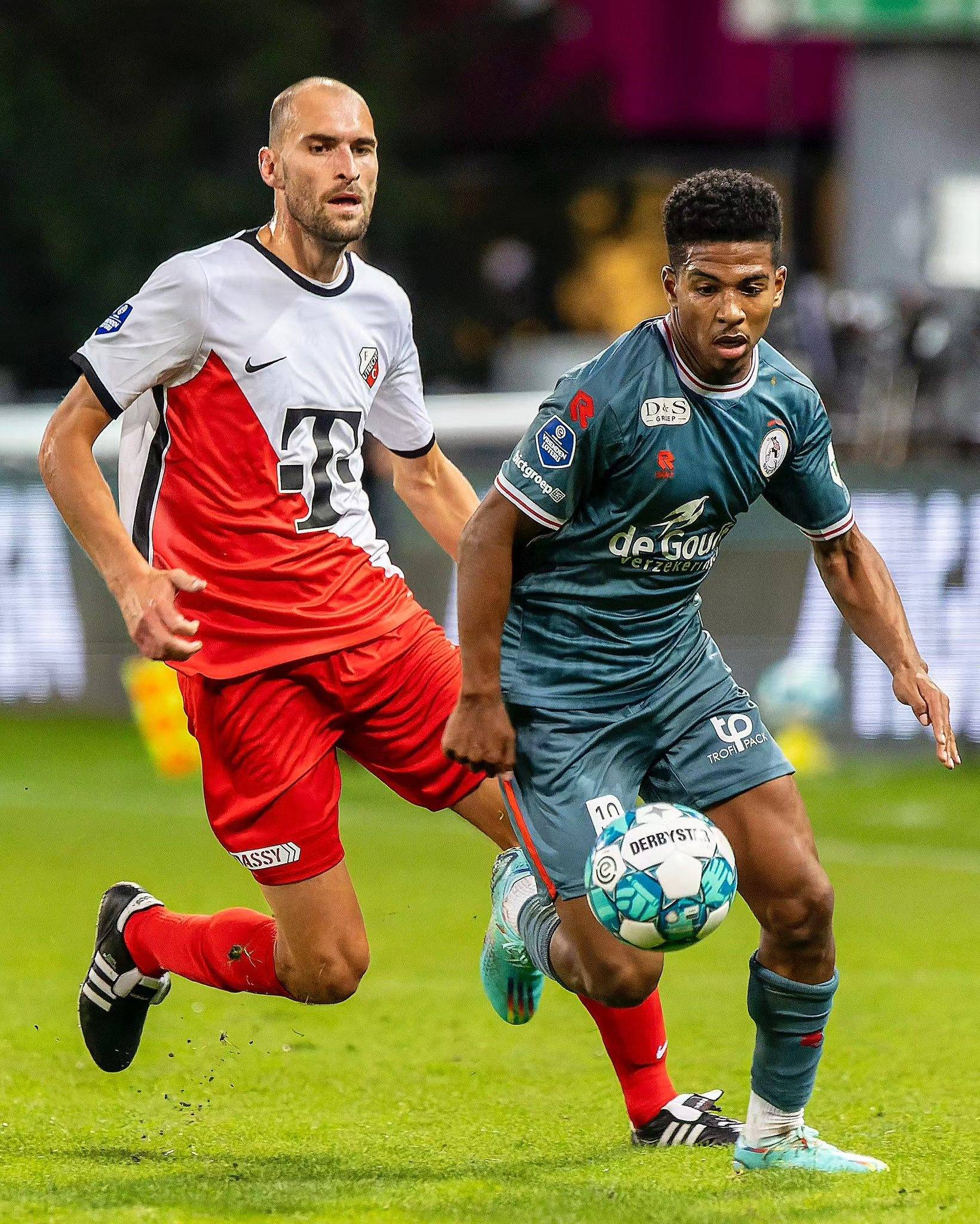 日实行新的 日实行新的