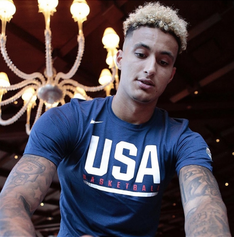 一位以力量 一位以力量